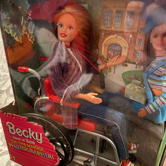 NIB Becky I’m The School Photographer Barbie doll - Picture 2 of 6